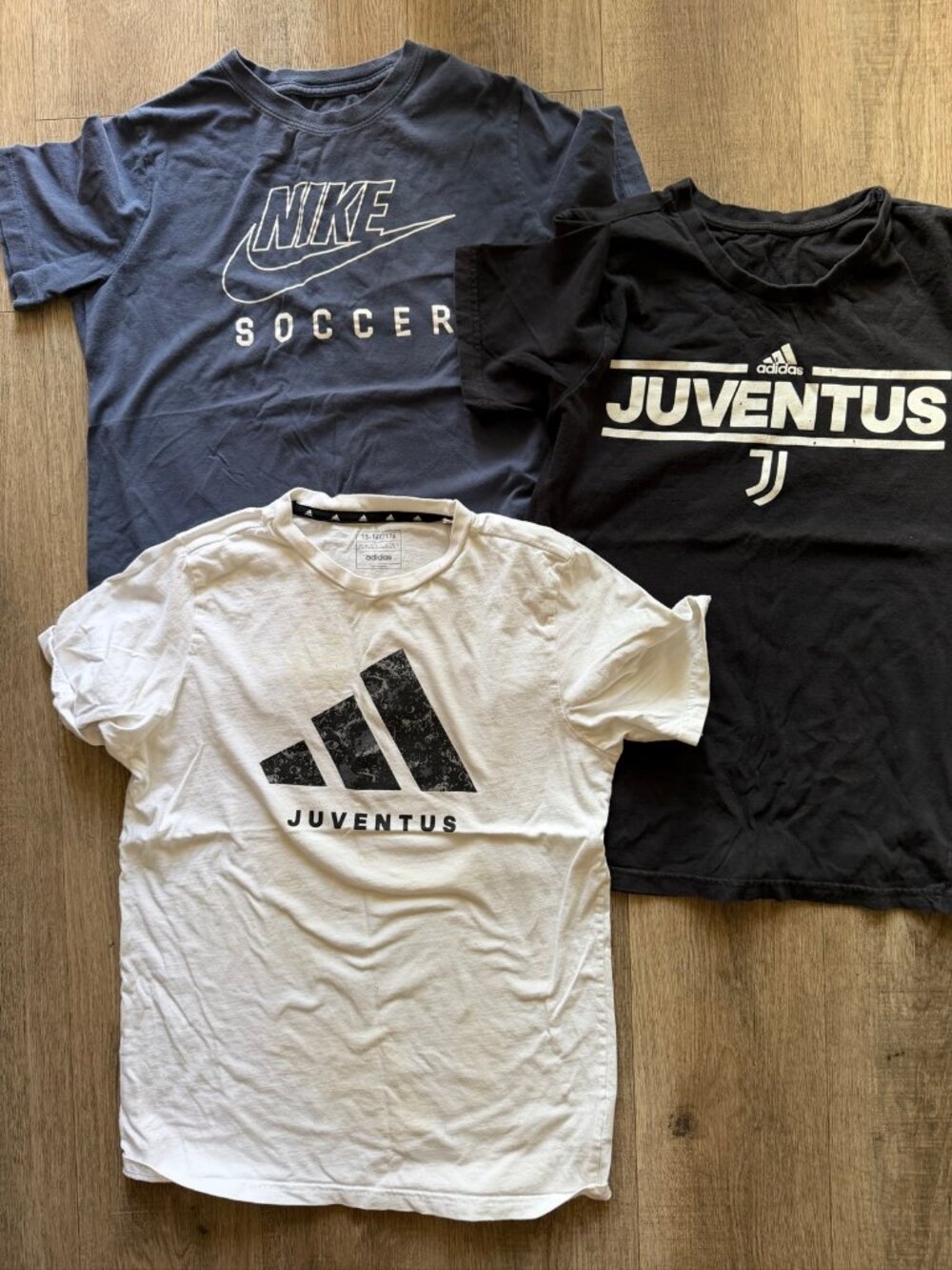 Adidas Juventus & Nike Soccer Tee Bundle Boys Youth XL - Lot of 3
